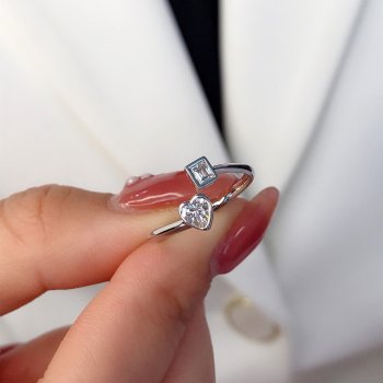 20038567 时尚钻石女...