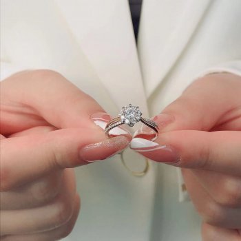 RC289E 围镶精品女戒